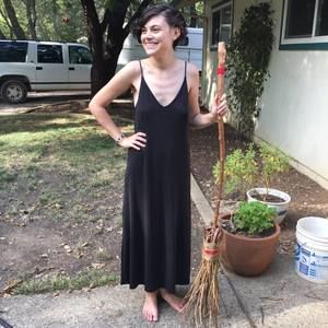 Meet your Posher, Elena